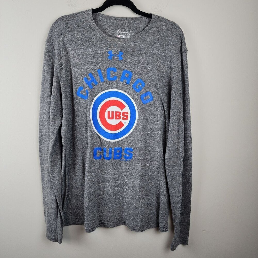Under Armour sz L men Chicago Cubs long sleeve shirt loose fit